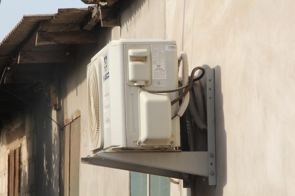 emergency ac repairs in Conroe, TX